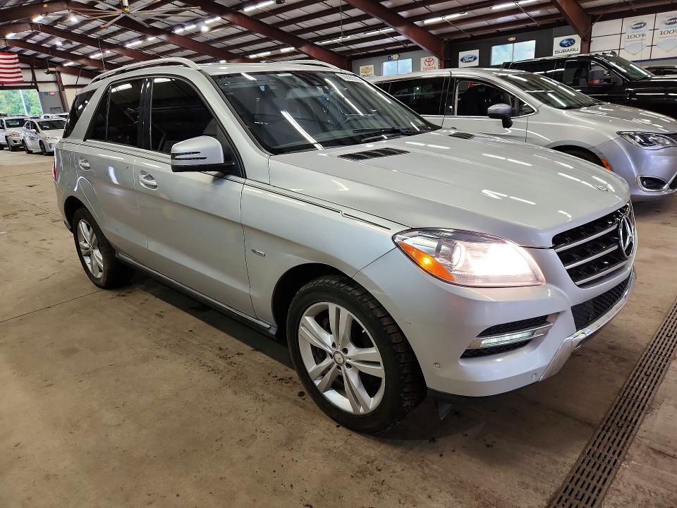 70890016 :رقم المزاد ، 4JGDA2EB6CA033017 vin ، 2012 Mercedes-benz Ml مزاد بيع
