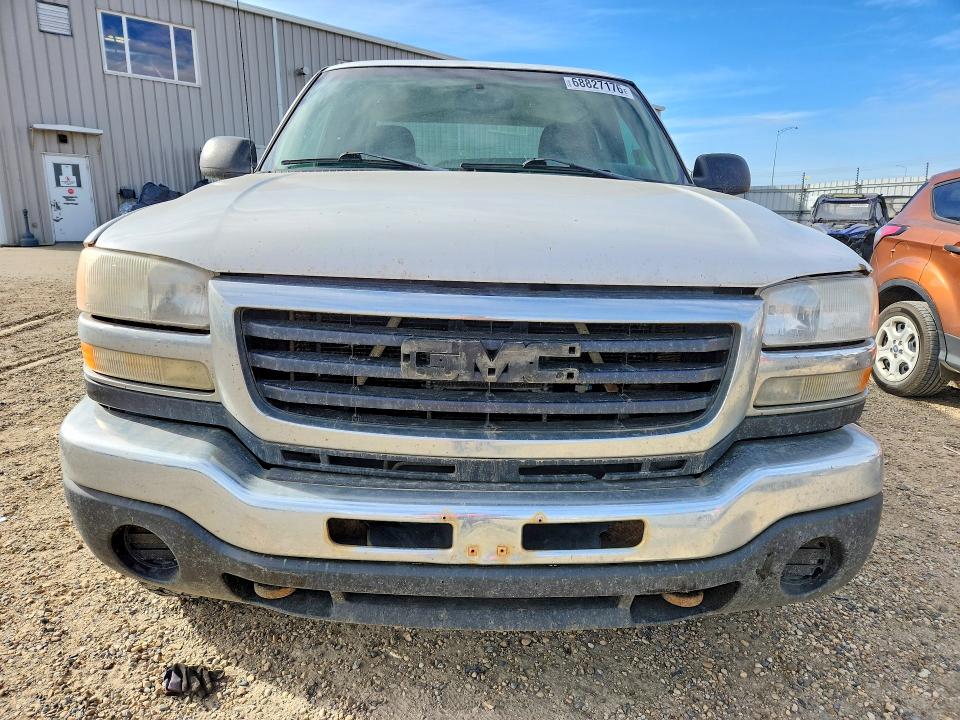 68827176 :رقم المزاد ، 1GTHK29U56E136926 vin ، 2006 Gmc Sierra مزاد بيع