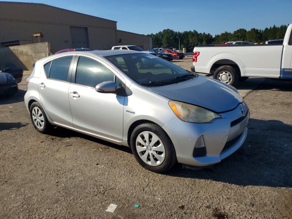 Продаж на аукціоні авто 2012 Toyota Prius C, vin: JTDKDTB3XC1024827, номер лоту: 71205136