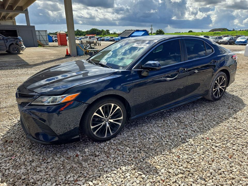 Auction sale of the 2018 Toyota Camry, vin: 4T1B11HK0JU601223, lot number: 72696516