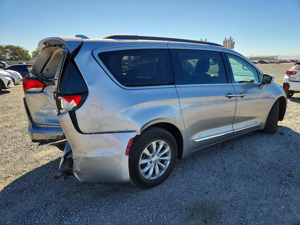 Aukcja sprzedaży 2017 Chrysler Pacifica, vin: 2C4RC1BG3HR733739, numer aukcji: 69463586