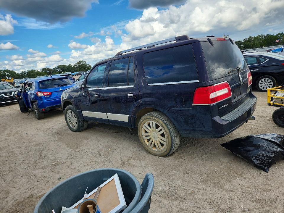 71013076 :رقم المزاد ، 5LMFU27597LJ20070 vin ، 2007 Lincoln Navigator مزاد بيع