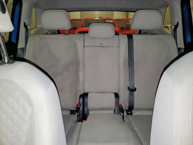 71484066 :رقم المزاد ، 3VV0B7AX1JM123532 vin ، 2018 Volkswagen Tiguan مزاد بيع