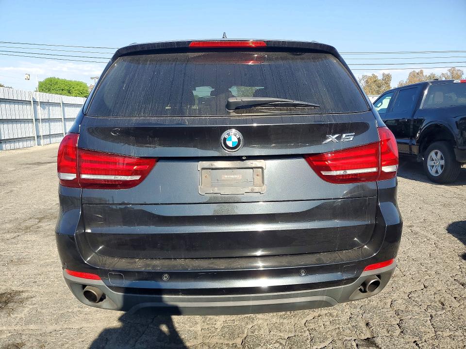 71760226 :رقم المزاد ، 5UXKR0C5XF0P08799 vin ، 2015 Bmw X5 مزاد بيع