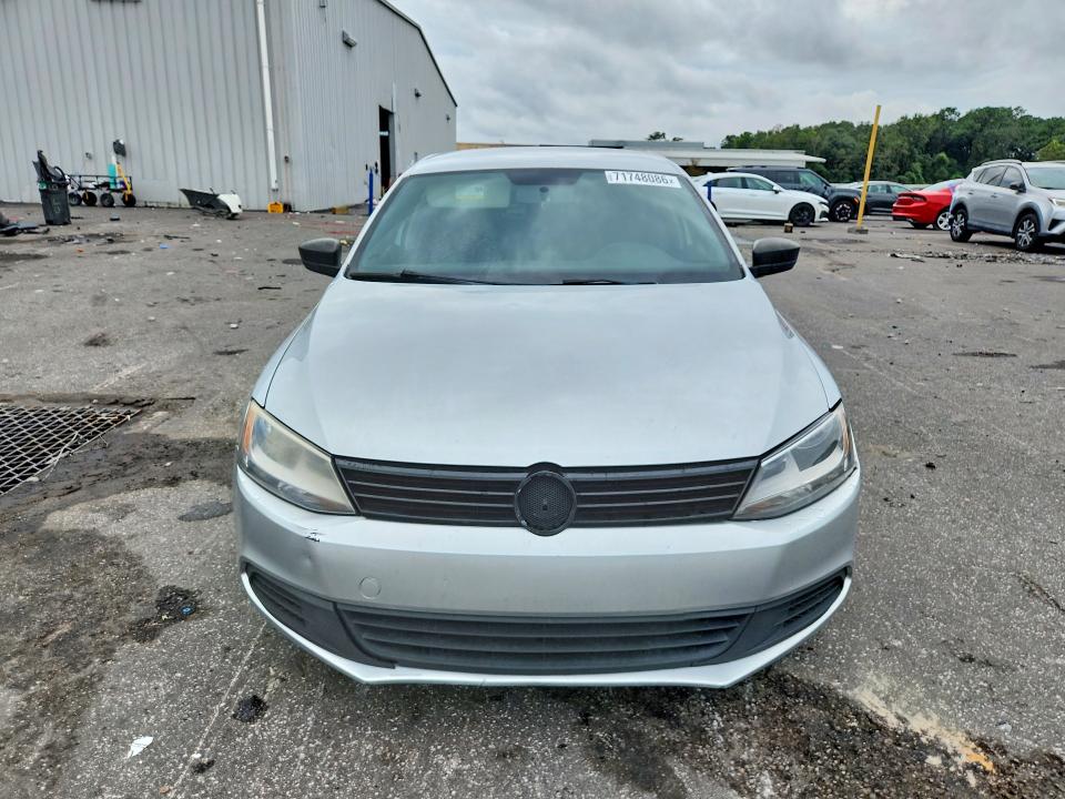 2014 Volkswagen Jetta მანქანა იყიდება აუქციონზე, vin: 3VW2K7AJ6EM306317, აუქციონის ნომერი: 71748086