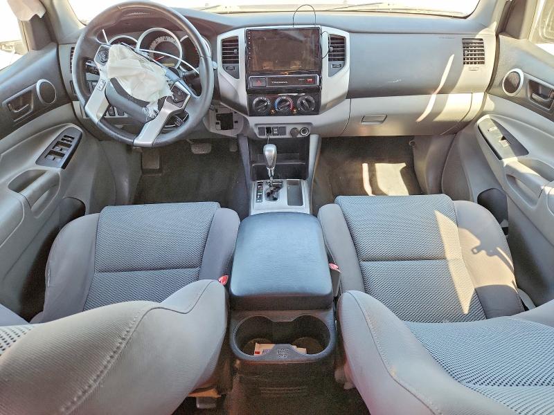 71496196 :رقم المزاد ، 5TFJU4GN8FX074655 vin ، 2015 Toyota Tacoma مزاد بيع