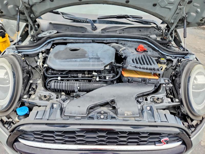 2020 Mini Cooper მანქანა იყიდება აუქციონზე, vin: WMWXR5C01L2L53821, აუქციონის ნომერი: 71065656
