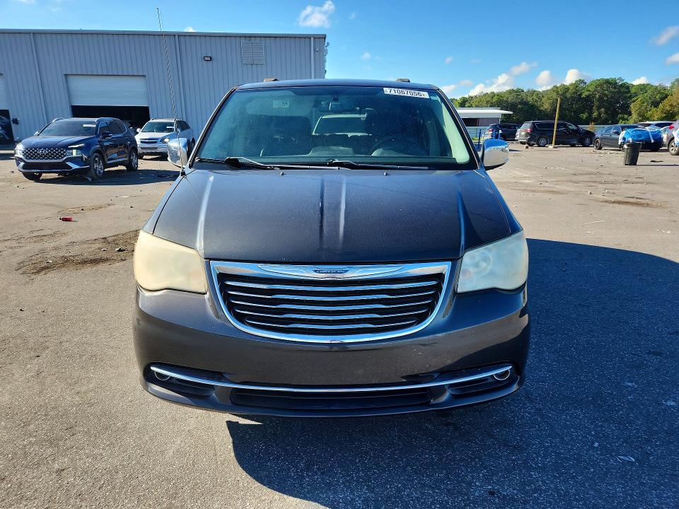 2012 Chrysler Town & Country მანქანა იყიდება აუქციონზე, vin: 2C4RC1CG4CR297619, აუქციონის ნომერი: 71067056