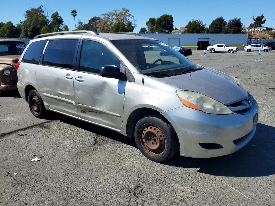 2006 Toyota Sienna მანქანა იყიდება აუქციონზე, vin: 5TDZA23C26S450874, აუქციონის ნომერი: 72204276
