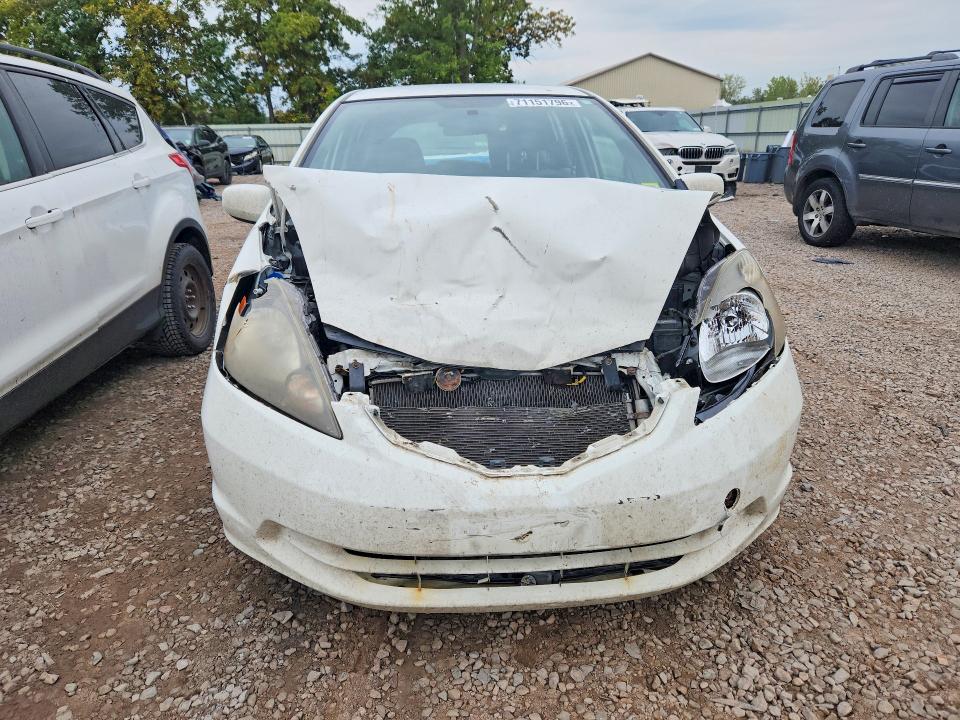 71151796 :رقم المزاد ، JHMGE8H35DC069153 vin ، 2013 Honda Fit مزاد بيع