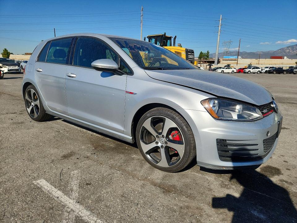 Продаж на аукціоні авто 2017 Volkswagen Gti, vin: 3VW4T7AU9HM055068, номер лоту: 70657516