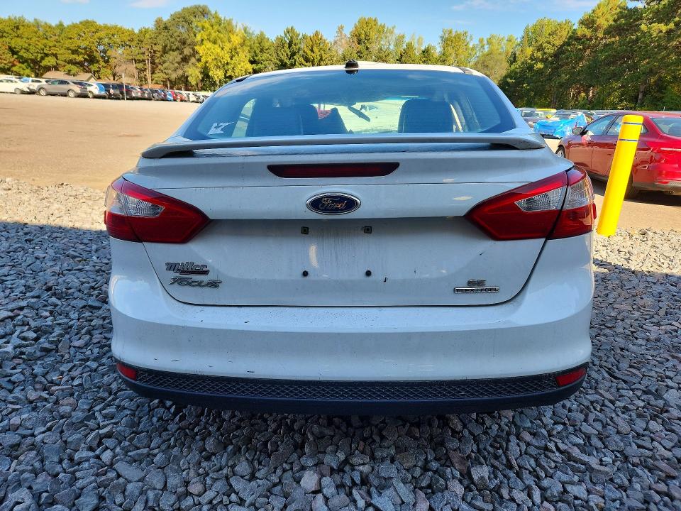 71671576 :رقم المزاد ، 1FADP3F22EL143275 vin ، 2014 Ford Focus مزاد بيع