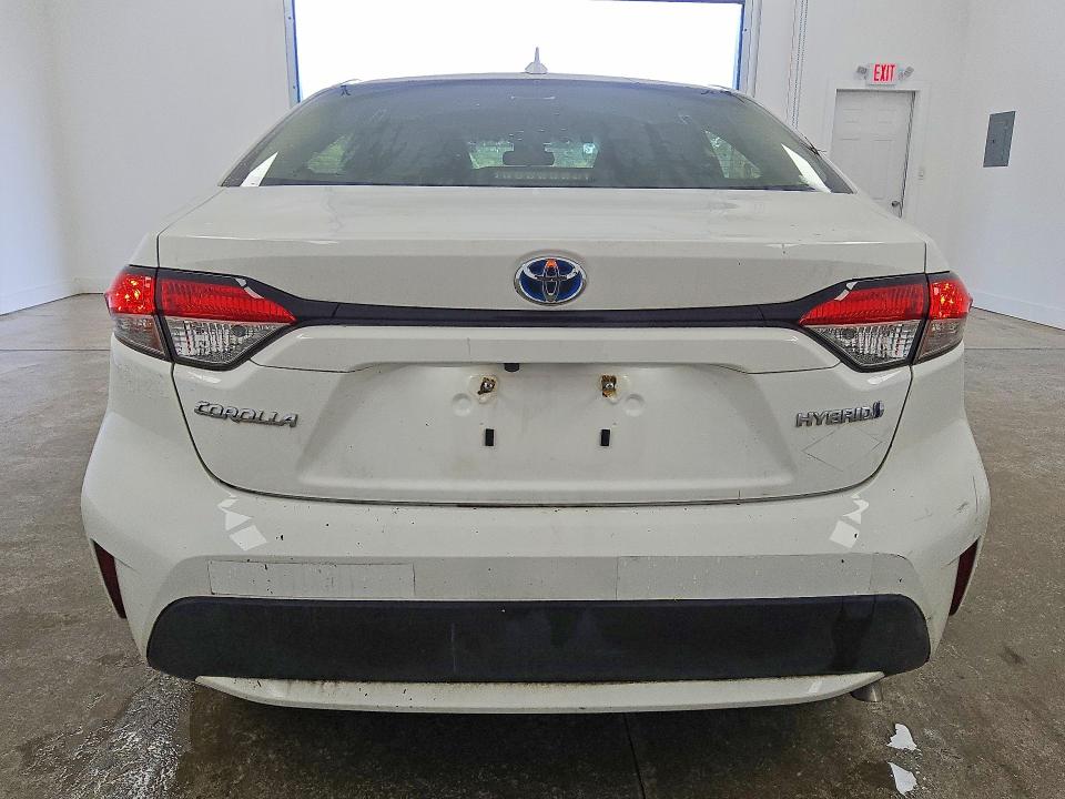 Продаж на аукціоні авто 2021 Toyota Corolla, vin: JTDEAMDE9MJ023129, номер лоту: 70525146