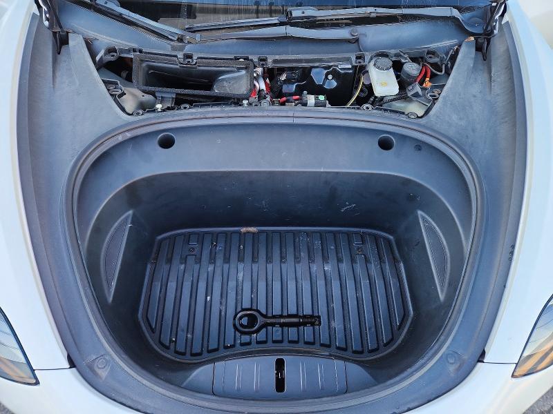 Продажа на аукционе авто 2023 Tesla Model 3, vin: 5YJ3E1EA6PF449281, номер лота: 71743026