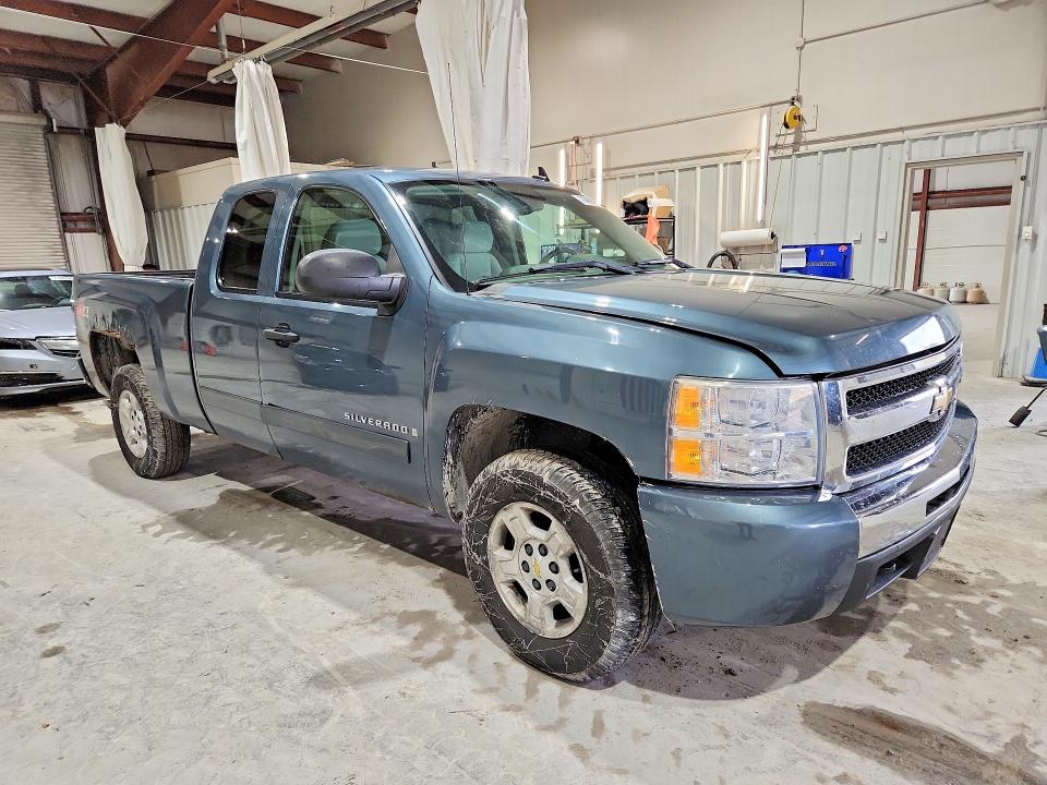Продаж на аукціоні авто 2007 Chevrolet Silverado, vin: 2GCEK19C271702337, номер лоту: 70963996