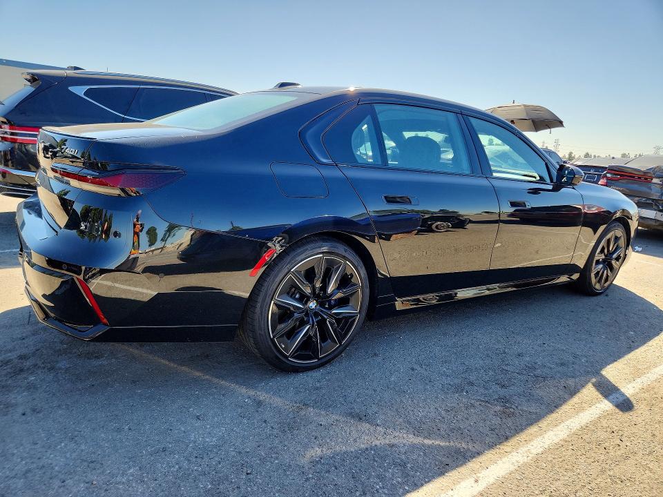Продажа на аукционе авто 2025 Bmw 740, vin: WBA23EH02SCT34675, номер лота: 71243136