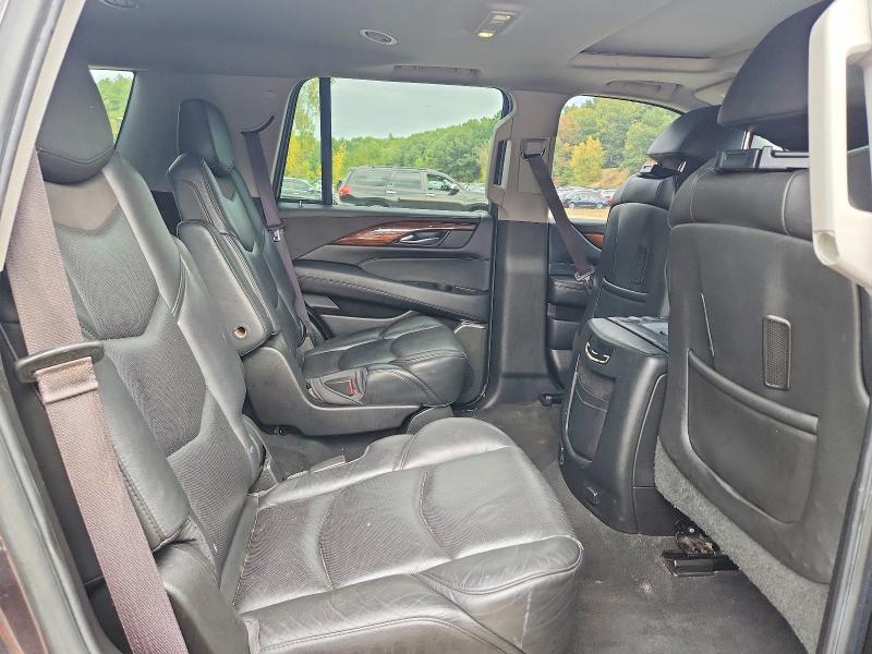 Продажа на аукционе авто 2017 Cadillac Escalade, vin: 1GYS4BKJ1HR211739, номер лота: 71438296