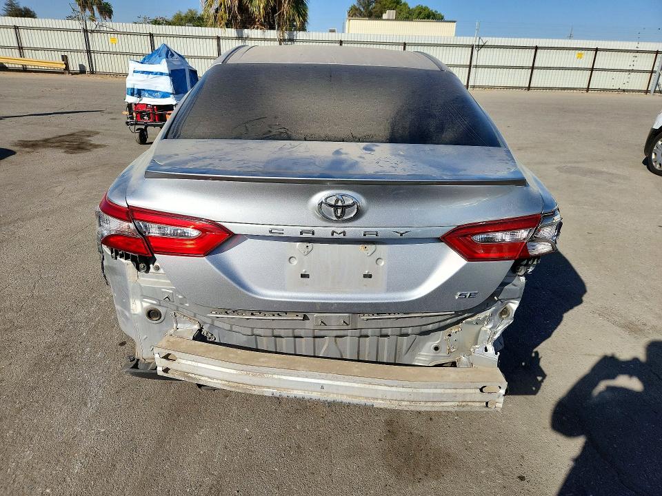Продажа на аукционе авто 2018 Toyota Camry, vin: JTNB11HK0J3014106, номер лота: 72936026
