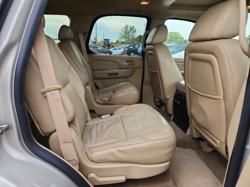Продажа на аукционе авто 2009 Cadillac Escalade, vin: 1GYFK23239R289018, номер лота: 71217076