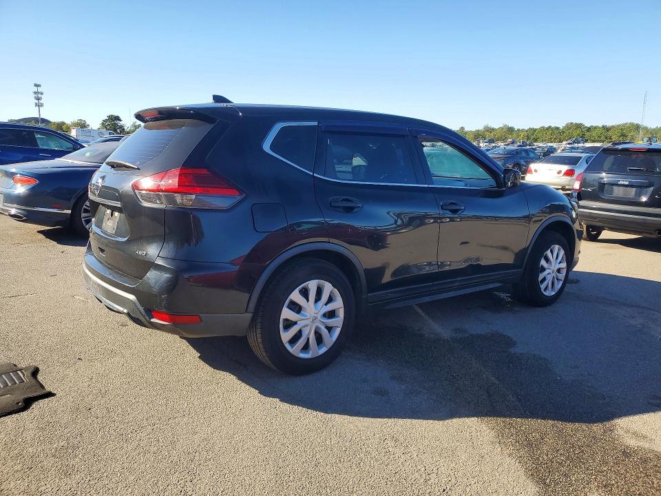 68847646 :رقم المزاد ، KNMAT2MV1HP513404 vin ، 2017 Nissan Rogue مزاد بيع