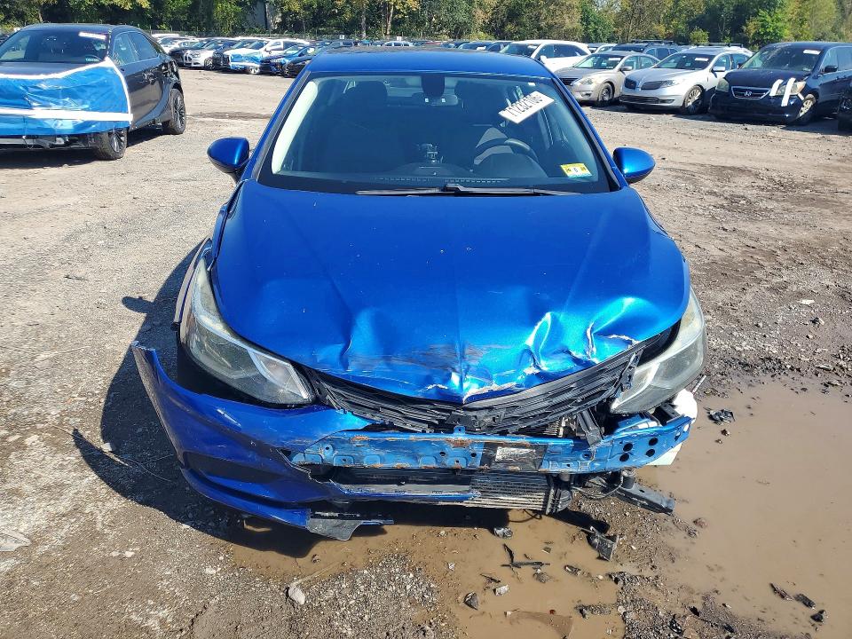 71232106 :رقم المزاد ، 1G1BE5SM3G7322102 vin ، 2016 Chevrolet Cruze مزاد بيع