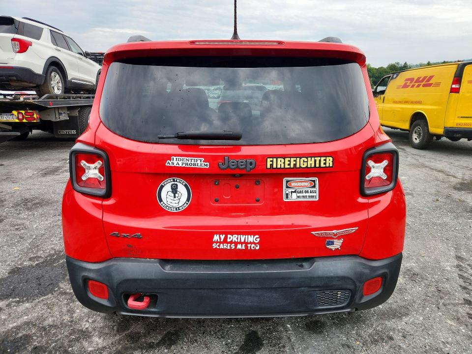 2015 Jeep Renegade მანქანა იყიდება აუქციონზე, vin: ZACCJBCT0FPB65437, აუქციონის ნომერი: 70331296