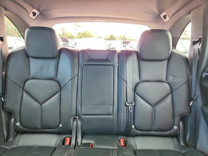 71023126 :رقم المزاد ، WP1AA2A24ELA91940 vin ، 2014 Porsche Cayenne مزاد بيع