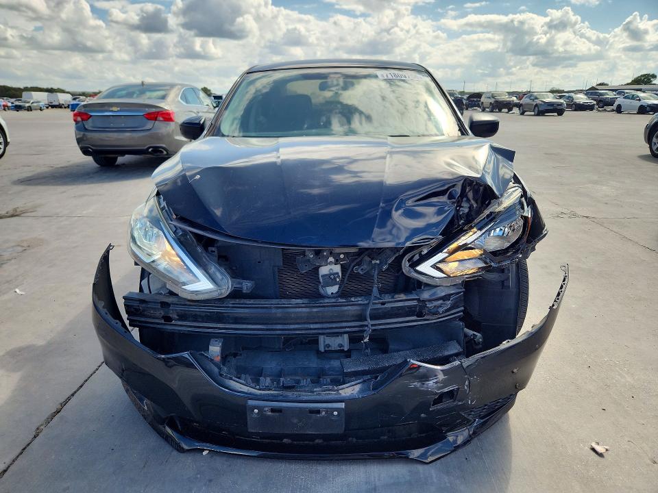 71809766 :رقم المزاد ، 3N1AB7AP2JY222617 vin ، 2018 Nissan Sentra مزاد بيع