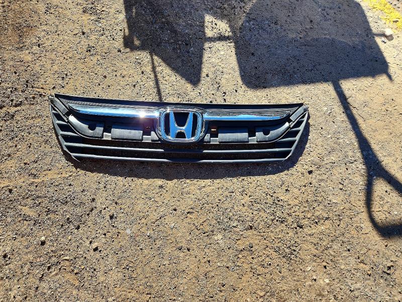 2018 Honda Odyssey მანქანა იყიდება აუქციონზე, vin: 5FNRL6H29JB036098, აუქციონის ნომერი: 71438856
