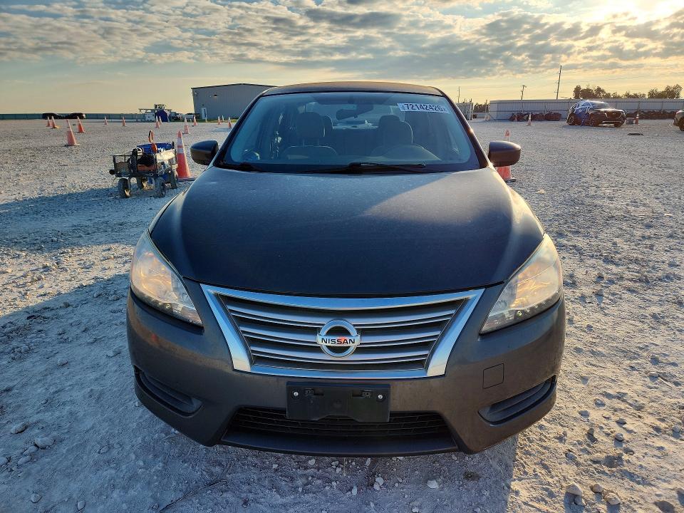 2013 Nissan Sentra მანქანა იყიდება აუქციონზე, vin: 3N1AB7AP4DL705043, აუქციონის ნომერი: 72142426