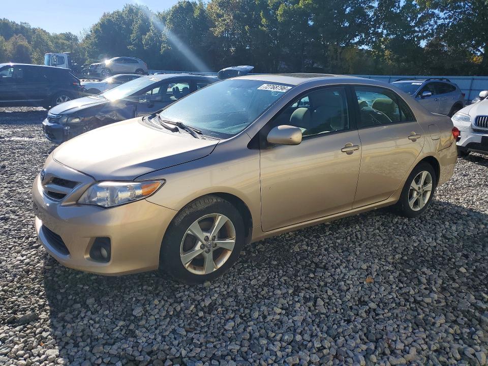 72768796 :رقم المزاد ، 2T1BU4EE7CC827674 vin ، 2012 Toyota Corolla مزاد بيع