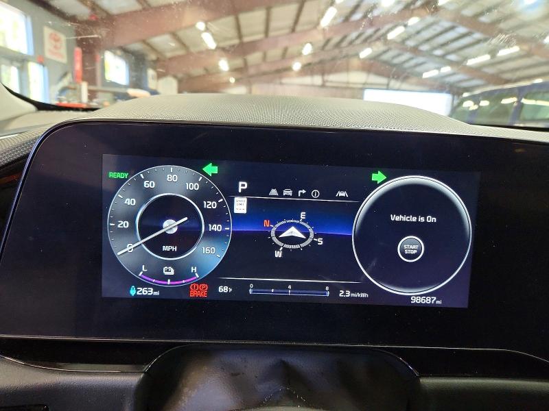 71964316 :رقم المزاد ، KNDCR3L11P5042893 vin ، 2023 Kia Niro مزاد بيع