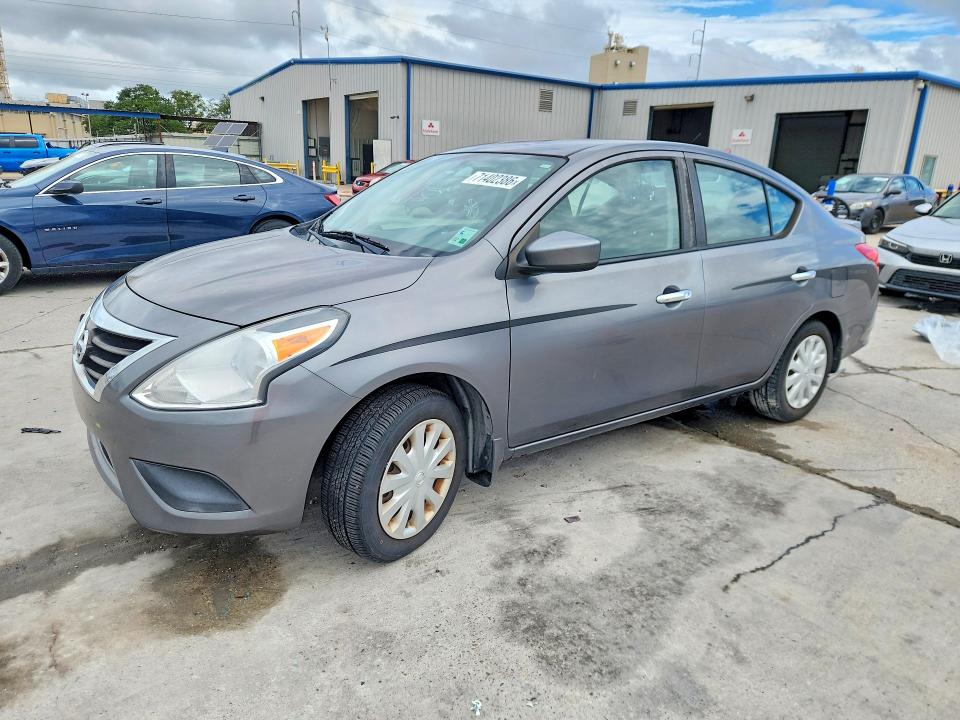 2017 Nissan Versa მანქანა იყიდება აუქციონზე, vin: 3N1CN7AP7HL903850, აუქციონის ნომერი: 71402386