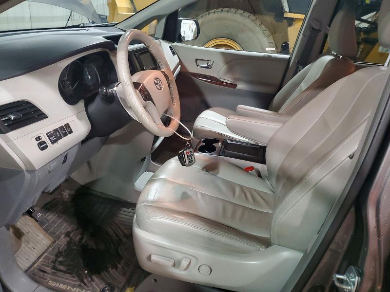 Продаж на аукціоні авто 2014 Toyota Sienna, vin: 5TDDK3DCXES082163, номер лоту: 71638586