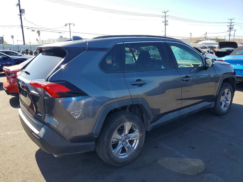 71620066 :رقم المزاد ، 2T3P1RFV8NC282279 vin ، 2022 Toyota Rav4 مزاد بيع