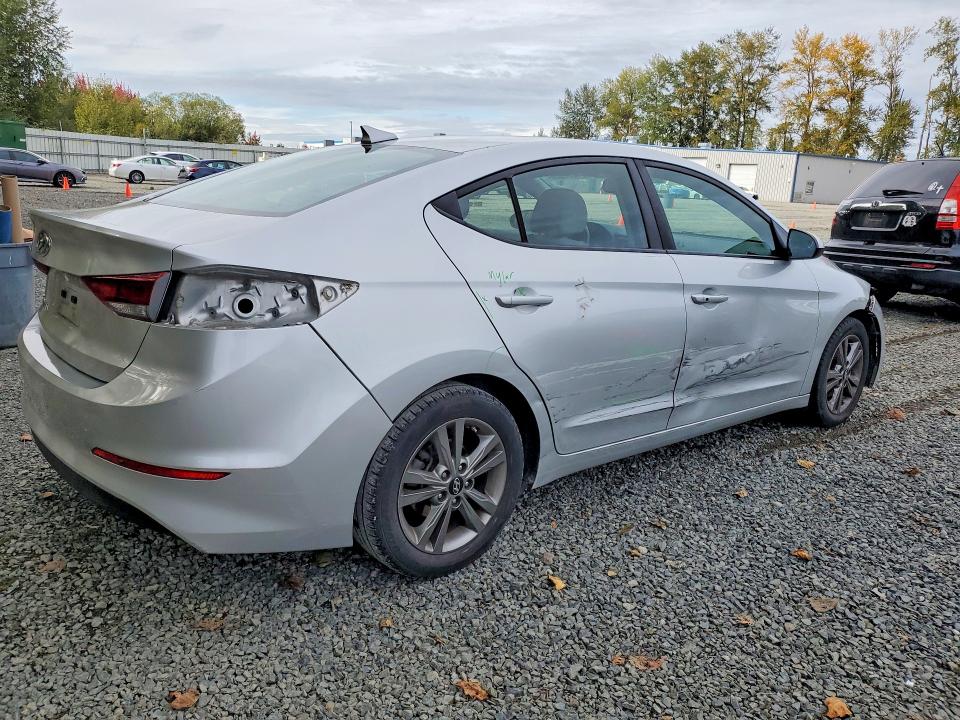 Продажа на аукционе авто 2018 Hyundai Elantra, vin: 5NPD84LFXJH220316, номер лота: 71297826