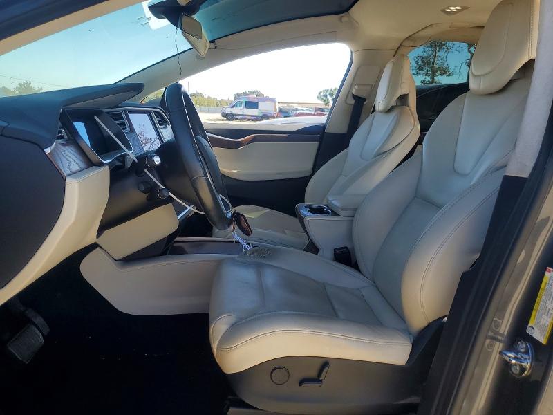 Продаж на аукціоні авто 2018 Tesla Model X, vin: 5YJXCAE21JF093846, номер лоту: 71592946