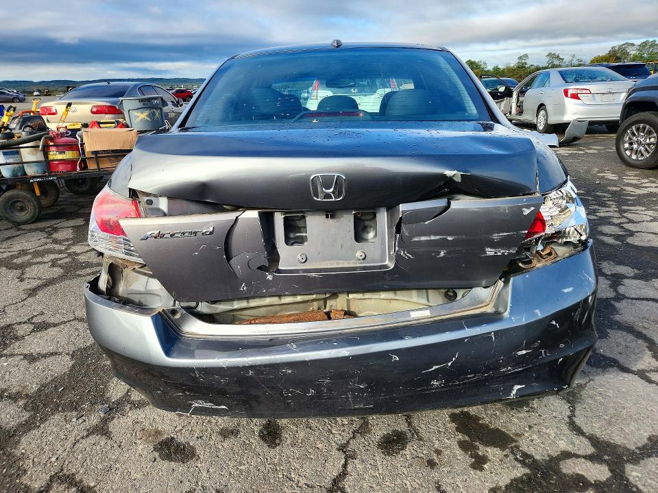 72688156 :رقم المزاد ، 1HGCP26828A018038 vin ، 2008 Honda Accord مزاد بيع
