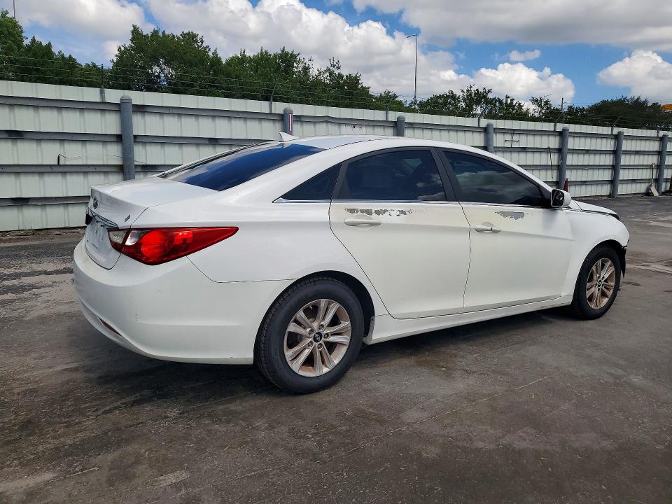 Продажа на аукционе авто 2013 Hyundai Sonata, vin: 5NPEB4AC7DH737656, номер лота: 72794856