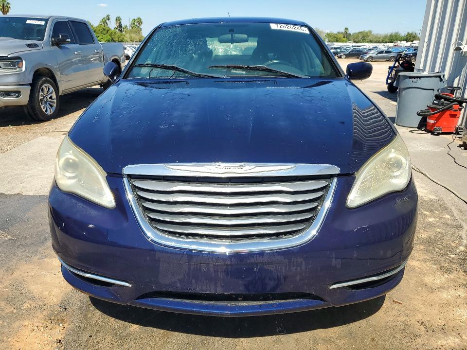 72626286 :رقم المزاد ، 1C3CCBBB7EN185094 vin ، 2014 Chrysler 200 مزاد بيع