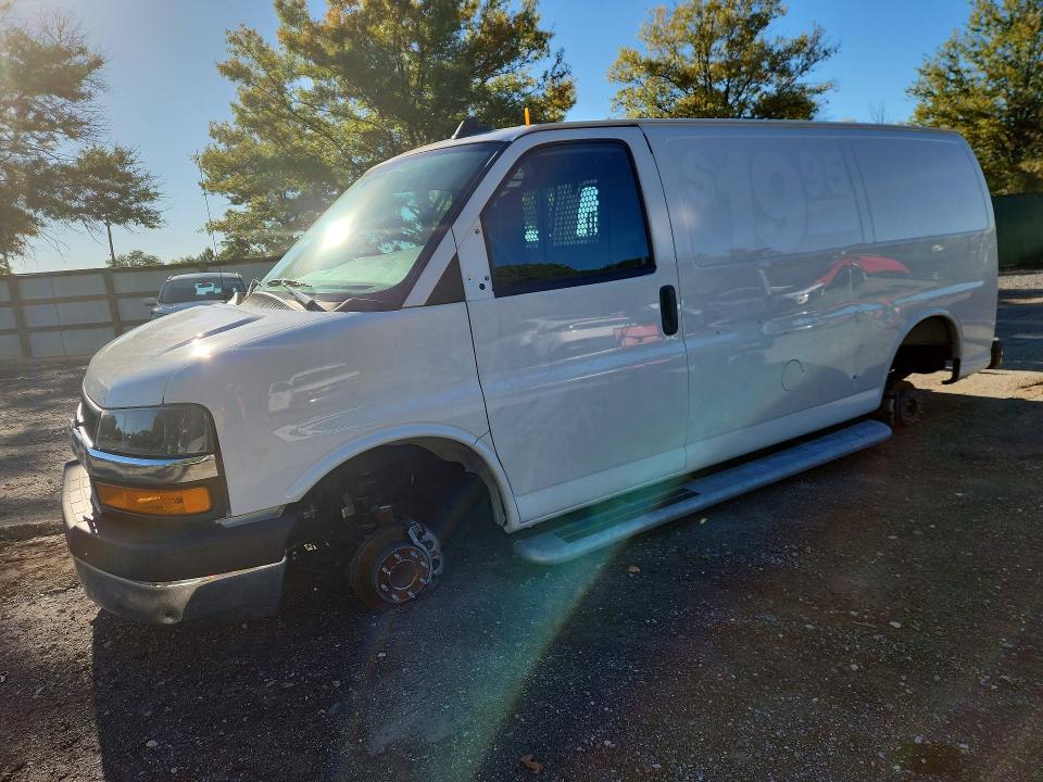 Продажа на аукционе авто 2025 Chevrolet Express G2500, vin: 1GCWGAF74S1272581, номер лота: 69978476