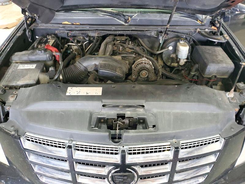 2009 Cadillac Escalade მანქანა იყიდება აუქციონზე, vin: 1GYFK262X9R176288, აუქციონის ნომერი: 73247146