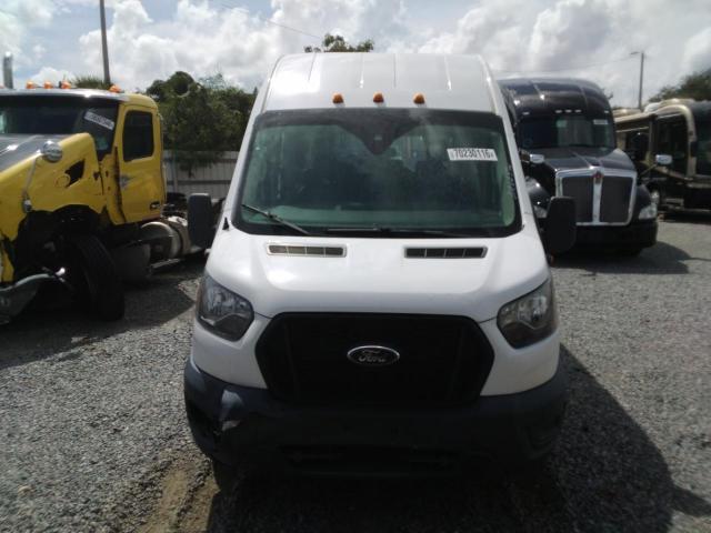70230116 :رقم المزاد ، 1FBVU4X8XMKA84713 vin ، 2021 Ford Transit مزاد بيع