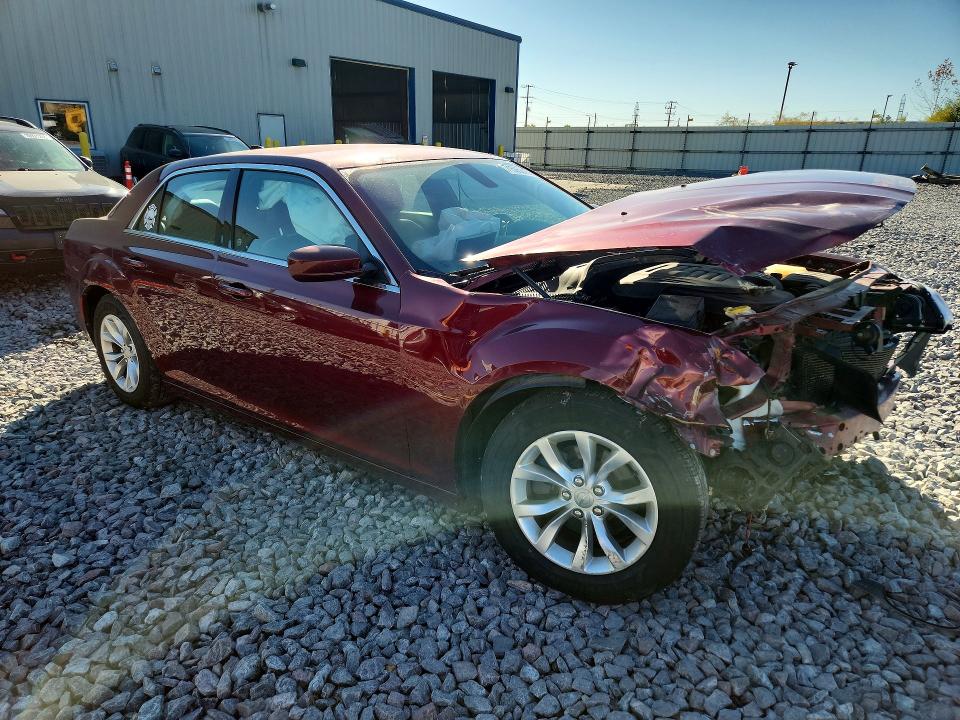 71595246 :رقم المزاد ، 2C3CCAAG7GH233678 vin ، 2016 Chrysler 300 مزاد بيع