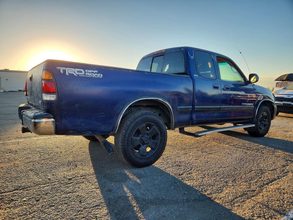 71503676 :رقم المزاد ، 5TBRT34102S248020 vin ، 2002 Toyota Tundra مزاد بيع