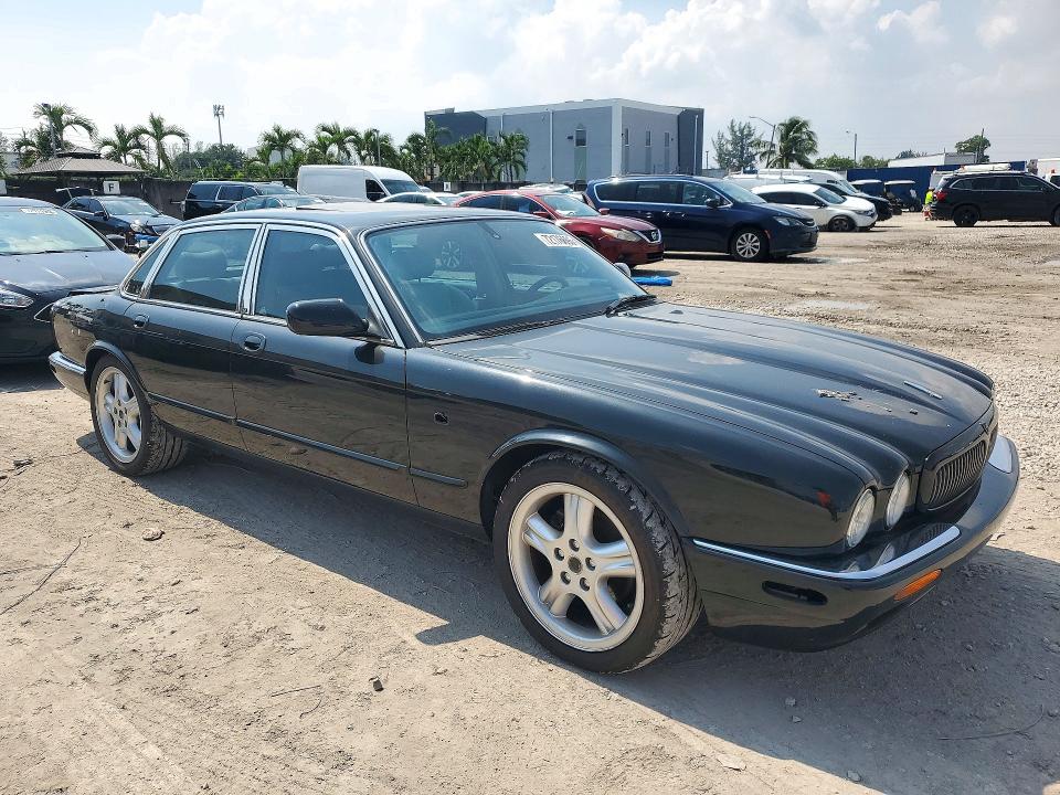 Продаж на аукціоні авто 2002 Jaguar Xj, vin: SAJDA12C52LF42857, номер лоту: 72176696