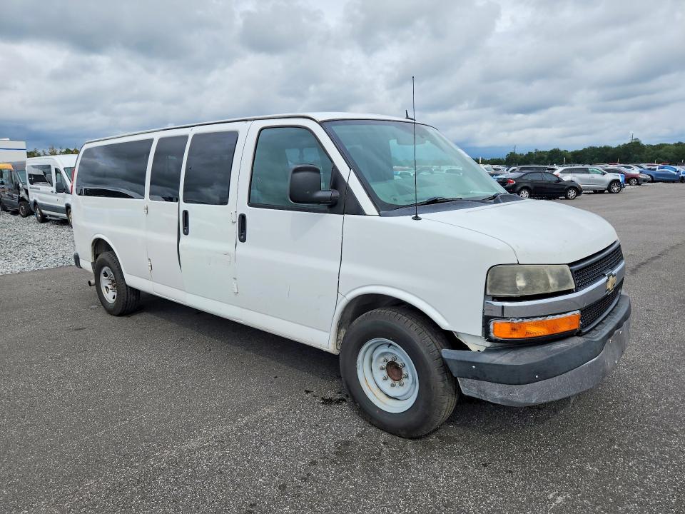 2015 Chevrolet Express G3500 მანქანა იყიდება აუქციონზე, vin: 1GAZG1FG1F1115943, აუქციონის ნომერი: 71436586