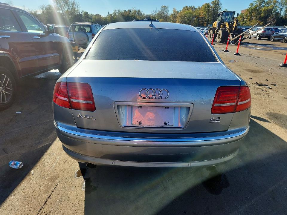 Продажа на аукционе авто 2010 Audi A8, vin: WAURVAFA1AN007328, номер лота: 72595326