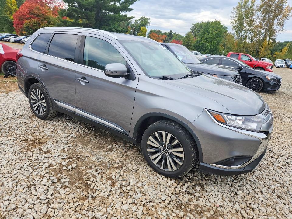 71451686 :رقم المزاد ، JA4AZ3A37LZ025136 vin ، 2020 Mitsubishi Outlander مزاد بيع