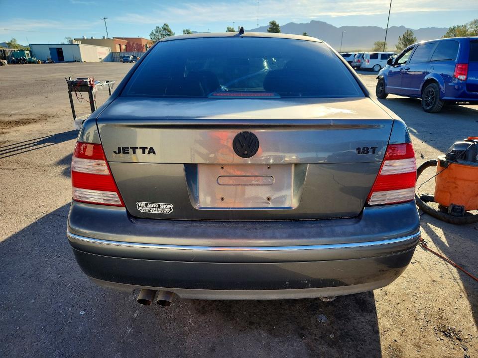 72343436 :رقم المزاد ، 3VWSE69M74M106609 vin ، 2004 Volkswagen Jetta مزاد بيع